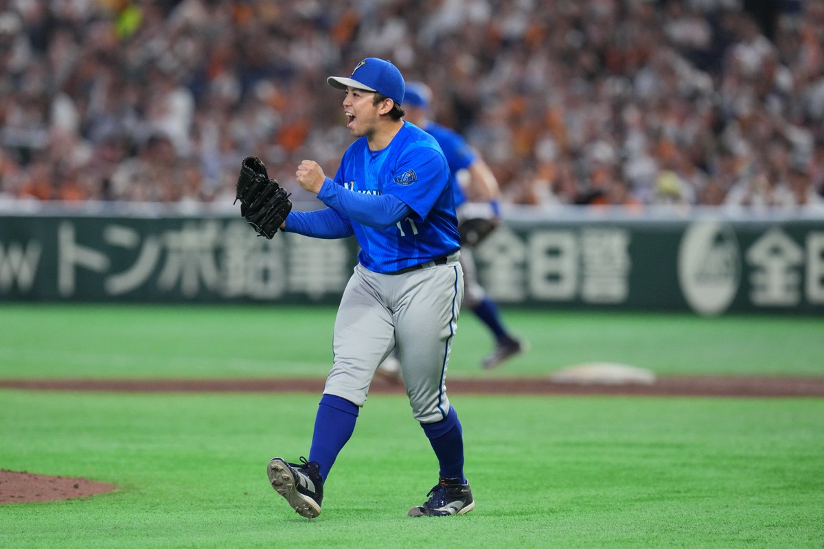 ydb_yokohama's tweet photo. #成瀬脩人 選手
#東克樹 選手
#東京ドーム
#JERAクライマックスセ
#CLIMAX
#baystars https://t.co/YYulFaq0RH