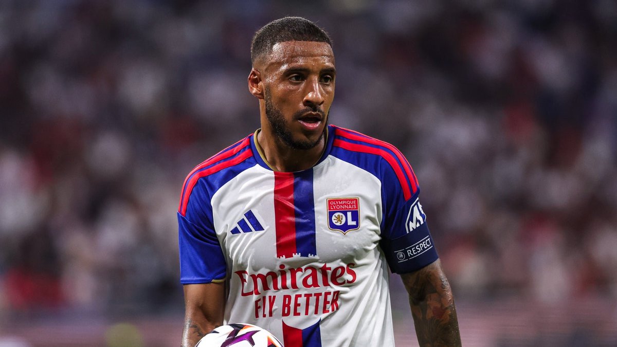 OL__Plus's tweet photo. #Lens - Lyon: "Ils nous ont marché dessus", #Tolisso et #Fonseca regrettent la première période de l'#OL
#RCLOL 
(RMC Sport : https://t.co/VgpMp747X9) https://t.co/M3hN5YgjnH