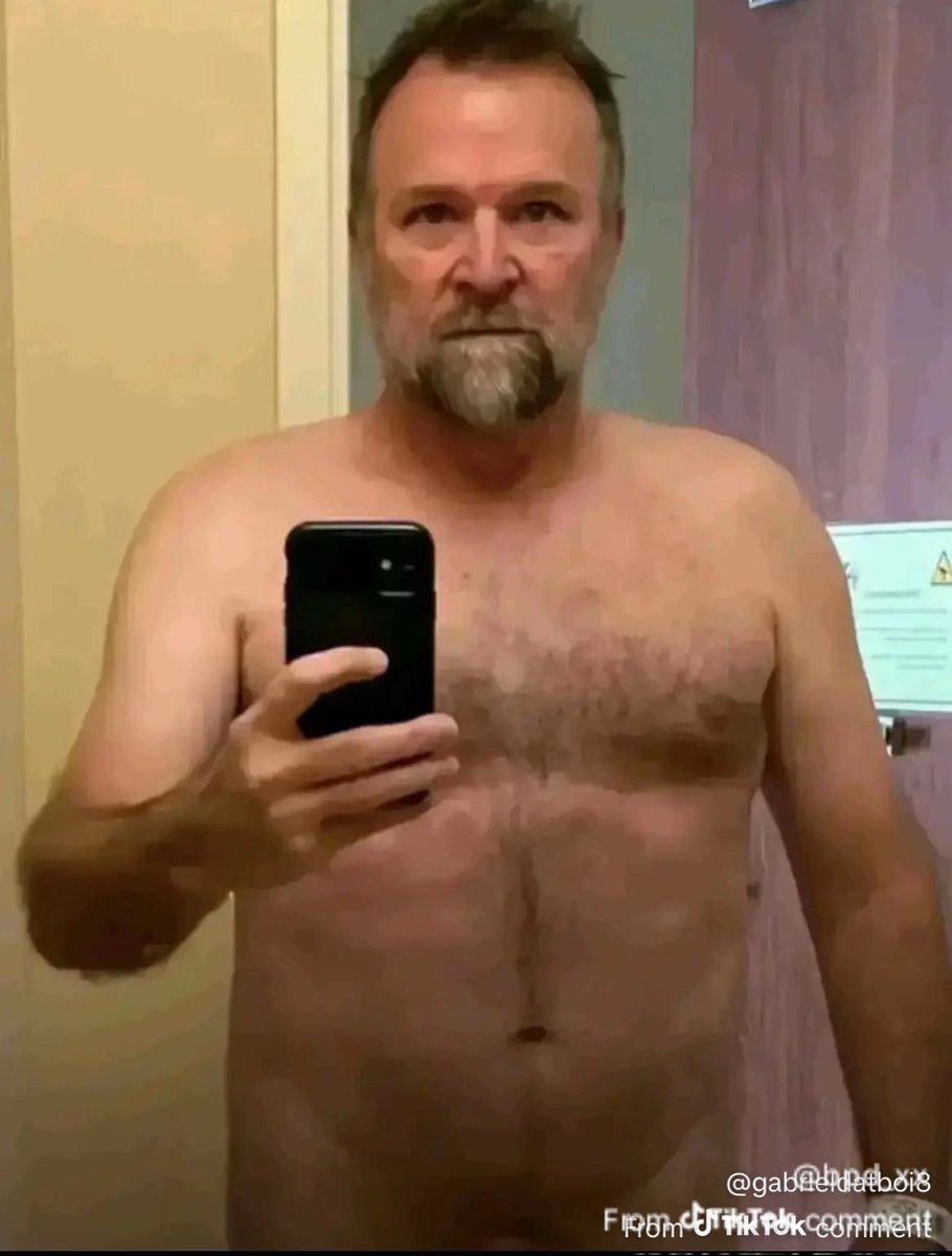 cricketjfox's tweet photo. @Faggotron_69 It reminds me of this https://t.co/zdGJdkfEtk