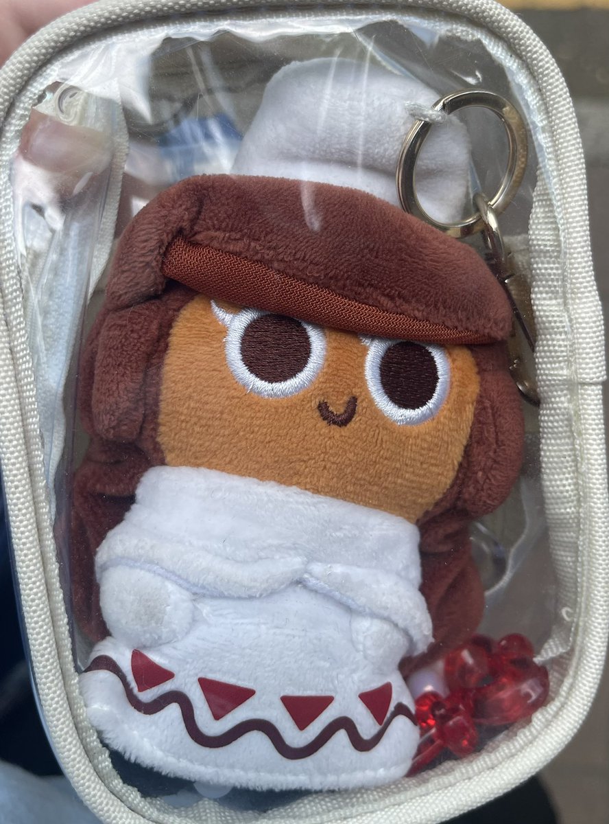 TimelyCocoa's tweet photo. 🍫 “Cocoa cookie of the day!”☕️

             ⏔⏔⏔ ꒰ ᧔ෆ᧓ ꒱ ⏔⏔⏔

official plush! (trapped in container version) [photo taken by me] https://t.co/XiTib83XCX