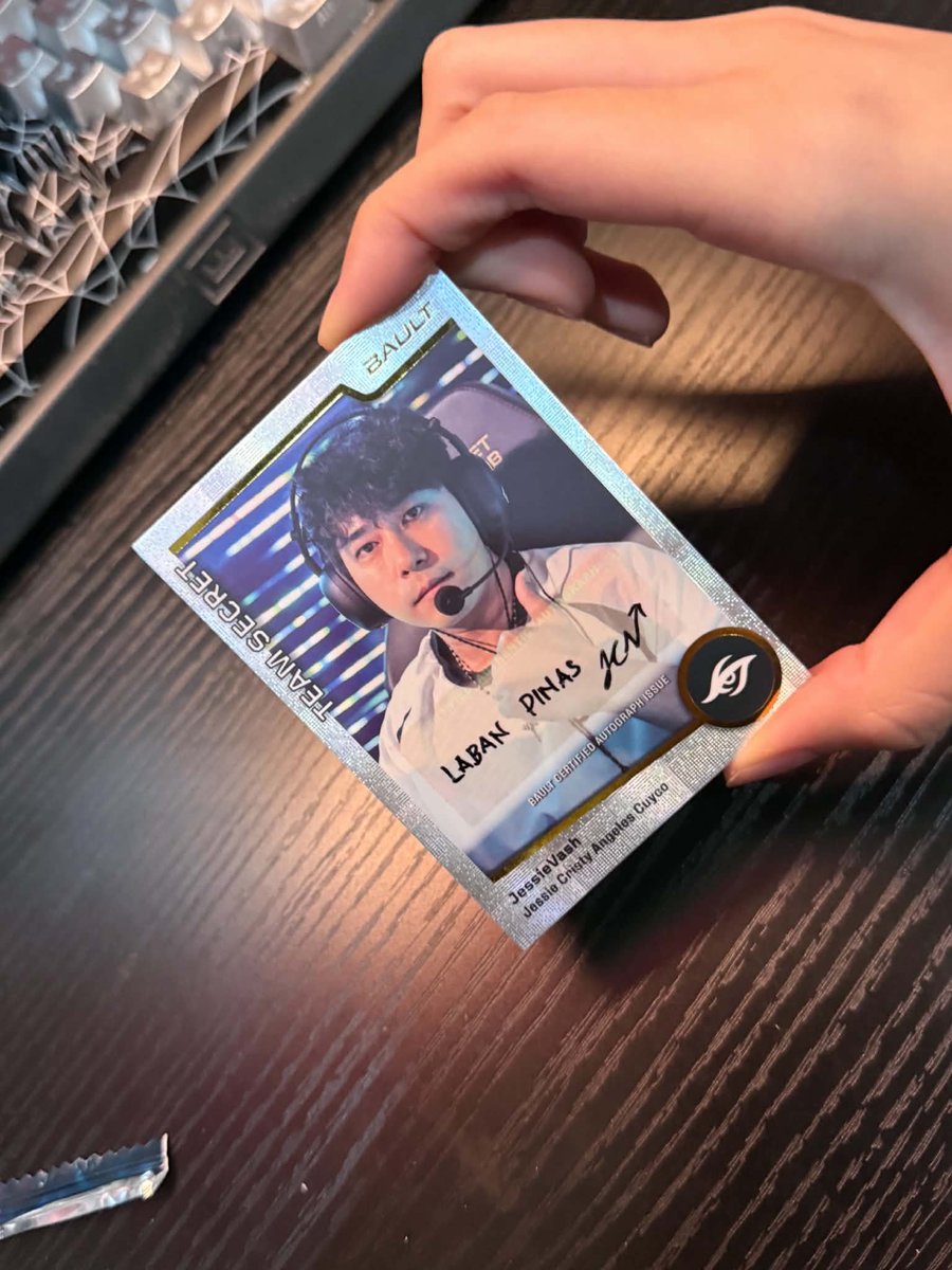 illbehomesooner's tweet photo. hi kub the senior 1/1 @JessieVash21 
@baultcards https://t.co/Lfhrt21RG7