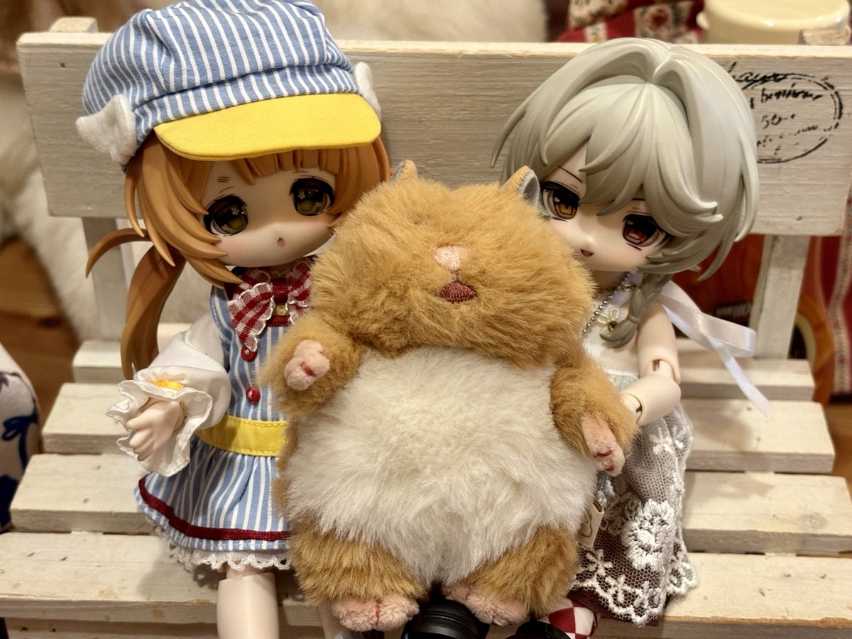 XpZm6w4GWWZSErW's tweet photo. 本日はマリアミさんへ！

①梅乃さんとはむにぎりちゃん
②ボニバニちゃん達とみたらしちゃん
③デスエンペラー君と
④ご一緒した
　ねむ(@cmr0i0 )さん、
　あすぱぁ(@aspaa2344 )さん、
　ひかり(@vea_ger )さんと皆で

素敵な子ばかりでした😍
皆様ありがとうございました🥰
#マリアミ https://t.co/uZdaFWcliX