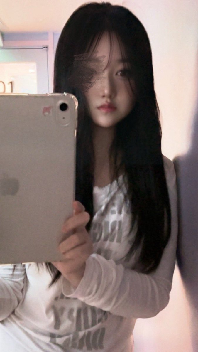 diesvki's tweet photo. #맘눌뎀 니목조르는상상 https://t.co/hMK0EDJ9B6