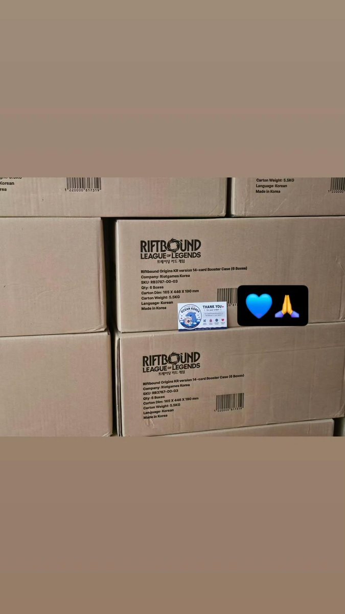 OceanKoreaProxy's tweet photo. Came home to a mountain of packages 😂📦

Round 2 secured 🇰🇷
12 cases of Korean 14-Pack Origins + 3 cases of Slim Packs!

Only 1 case of Korean 5-Pack Slim Displays remains. Thank you for the pre-orders! 💙 https://t.co/6TwrDVpSGY
