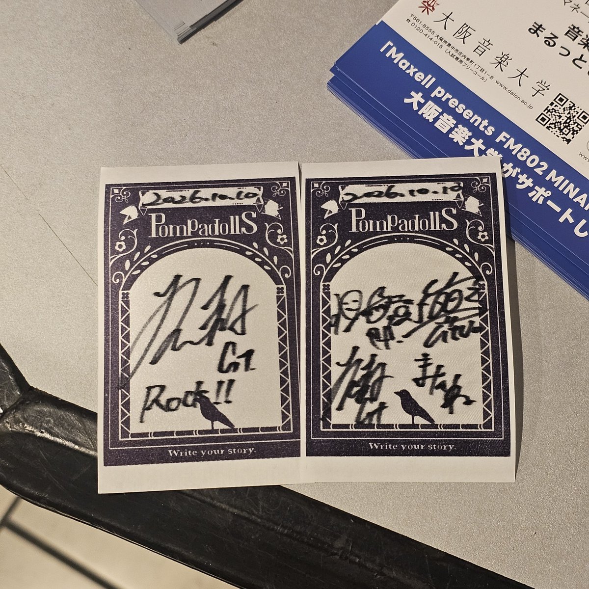 J_onef's tweet photo. ミナホ
PompadollS
1ヶ月ぶりのポンパズ
やっぱポンパズのライブは楽しい
ポンパズ見たら、血が騒いできた！
新曲も楽しいし、来月から始まるツアーがとても楽しみです
ライブ後物販にも、ありがとうごつ https://t.co/QdTPneAXbR