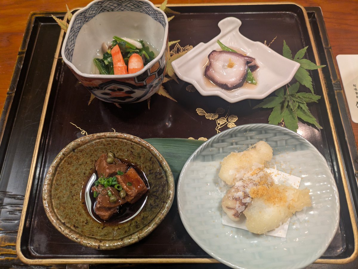 me_tan_tan's tweet photo. 松茸の土瓶蒸しが
美味しかったね💗 https://t.co/l7HJng1qSc