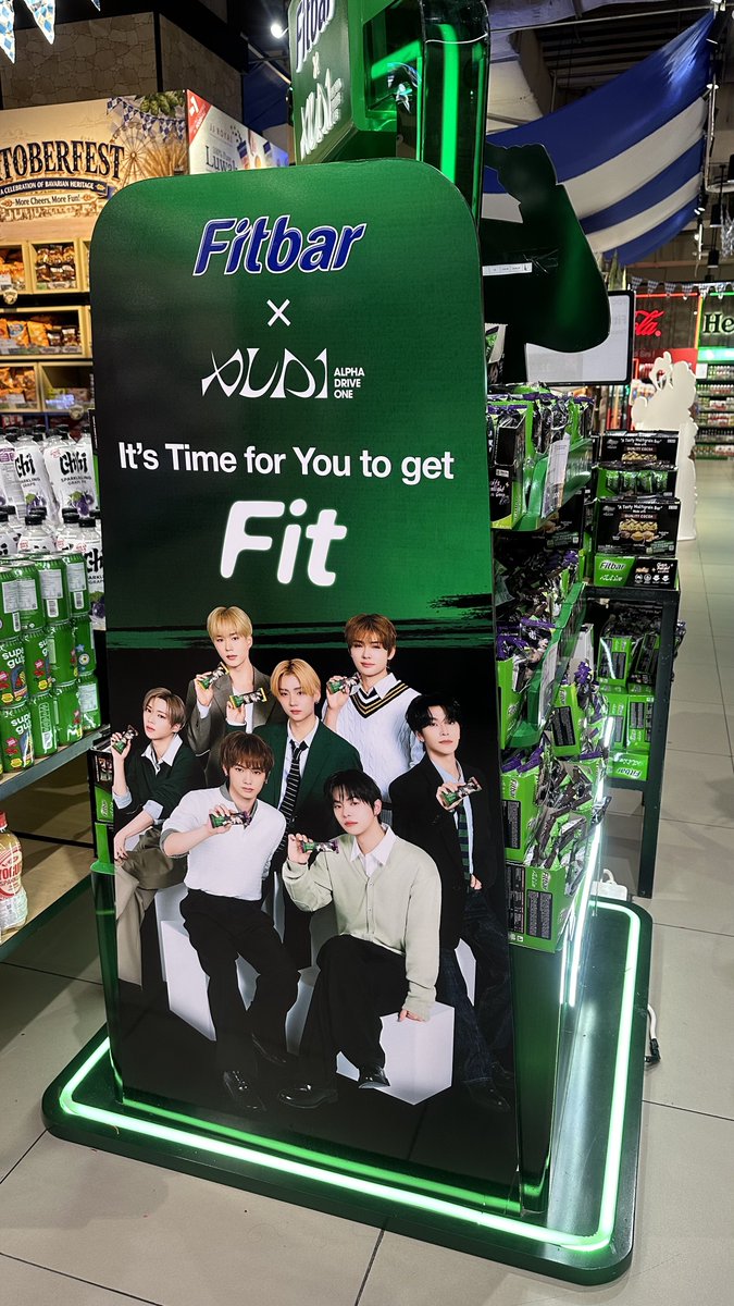 chocoballhyuck's tweet photo. 😇😇😇😇😇 SIAPA YG BILANG DI JAKARTA PUSAT STOCK FITBAR ADA BANYAK?????? MAJU, KITA GELUT😇 https://t.co/c0DHcNvua4