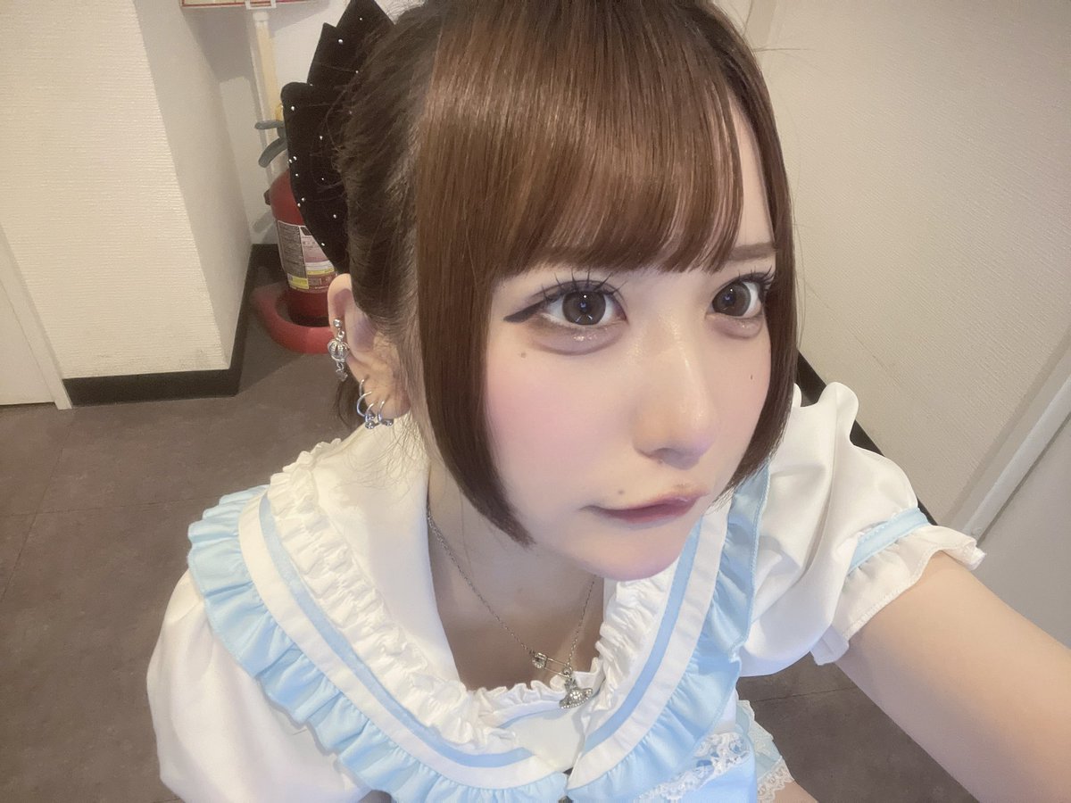 x4k73_'s tweet photo. 17-23❤︎ あゆちゃん生誕祭ですみんなでおいわいしよー(^-^)⊃⌒♡ https://t.co/TNNAbKksCN