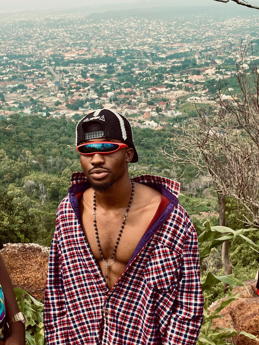 iz_cupidfr's tweet photo. @jhd1_art Shii
 I wanna be tiyan'ed too🥲 https://t.co/YxJ6EfNc80
