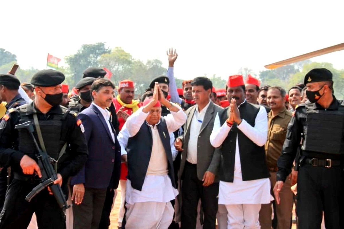 imluckyyadavsp's tweet photo. श्रद्धेय नेता जी की स्मृतियां, सदा दिल में। https://t.co/ljJv22DCCZ