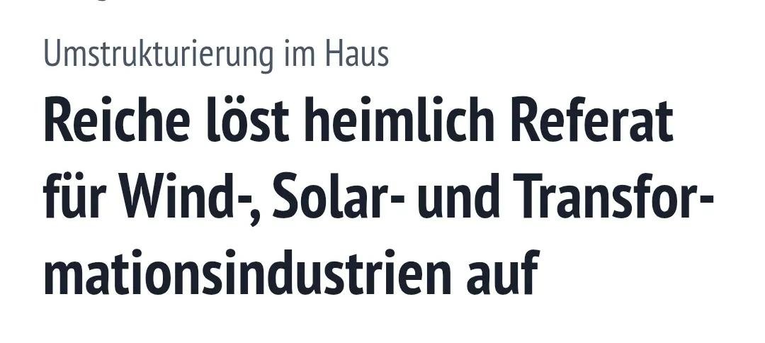 Frentzhart2's tweet photo. Sie hat in der Regierung nichts zu suchen..
#ReicheEntlassung https://t.co/4CVjl4Og2s
