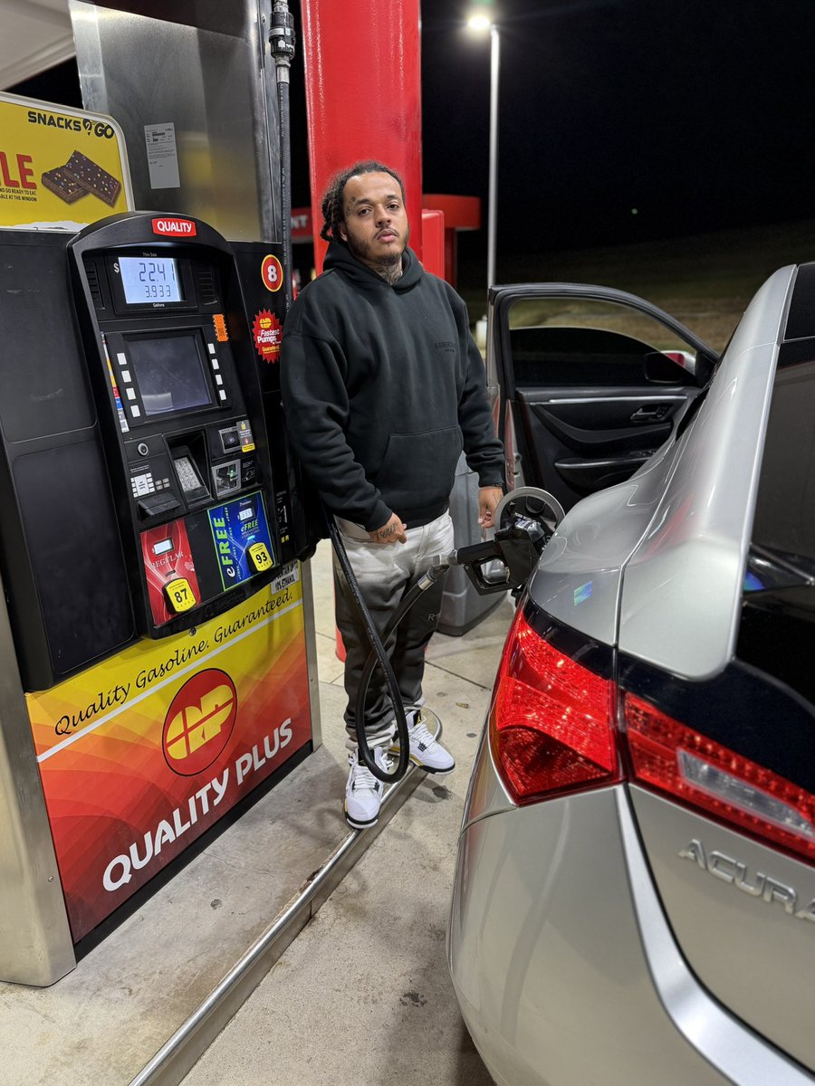 osokeith's tweet photo. It’s 4th quarter of the year dont lose yo dribble nigga keep ballin ⛹🏽‍♂️ #BGM #fyp #share #like #comment https://t.co/BI8D9JMmPm