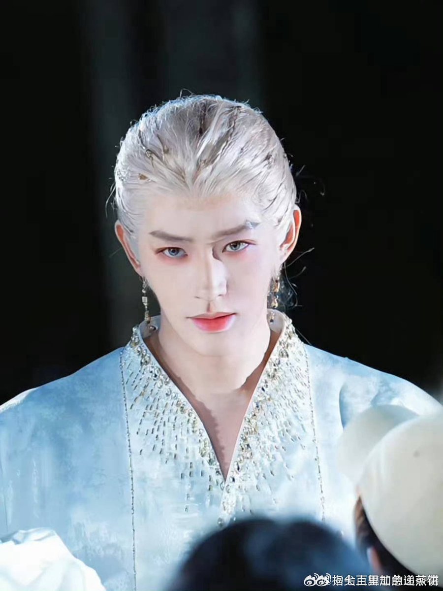 Allcbizmelons's tweet photo. #DengWei in drama #WeAreUs

#CDrama https://t.co/EWeEViGhQL
