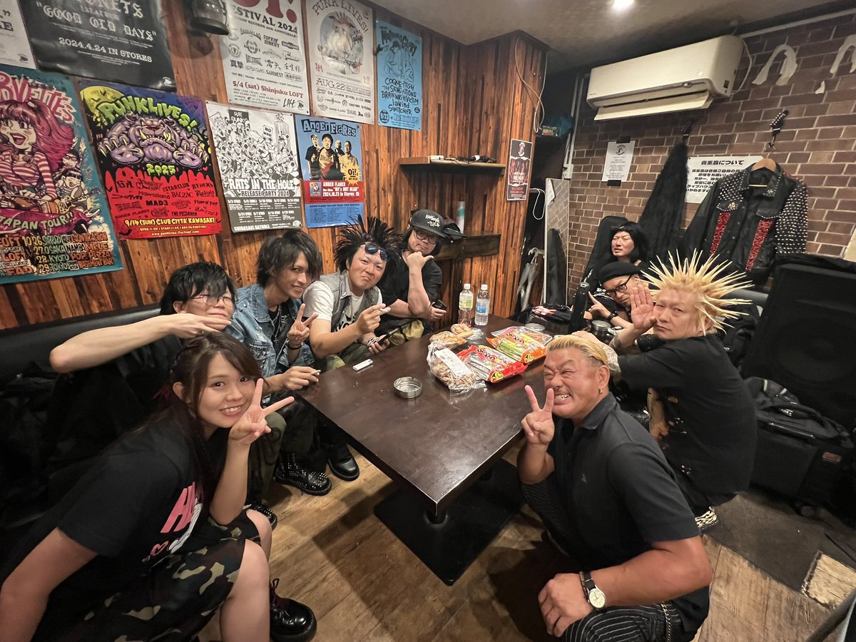 TuyoJunk's tweet photo. みんなで待ってるから！ https://t.co/V2kmkskJ3R