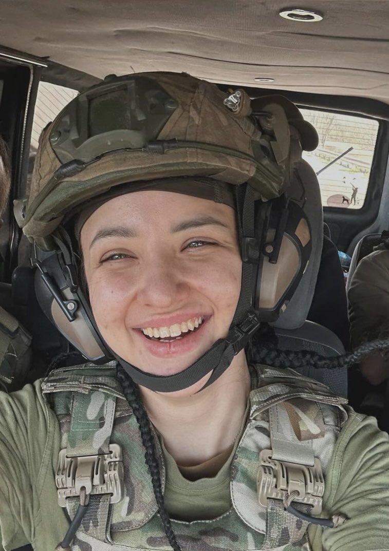femeninna's tweet photo. My dear friends,

While Trump is busy selling the United States and the rest of the free world to Putin for a few barrels of diesel, I have a much better deal to offer you: 

My friend Yana, a Ukrainian fighter whose face, injured in a Russian drone attack, appears on the cover of my book Une lettre de l’Est, has launched a fantastic auction to support her brigade, currently fighting on the front line. Unlike Trump’s deals, this one is actually worth your money.

You can get wonderful artworks by Ukrainian artists, photographs, books signed by their authors, and other Ukrainian treasures while helping those who are fighting for Ukraine. So please have a look, (the web page is also in English) place a bid, and treat yourself to something very special = support Ukrainian women at the frontline. 

Prices are in Ukrainian hryvnias (UAH), so don’t let all those zeros scare you!:)

https://t.co/NvHyWwRId0

Some people are selling out the free world. Others quietly defend it. You know where you stand. 🌻