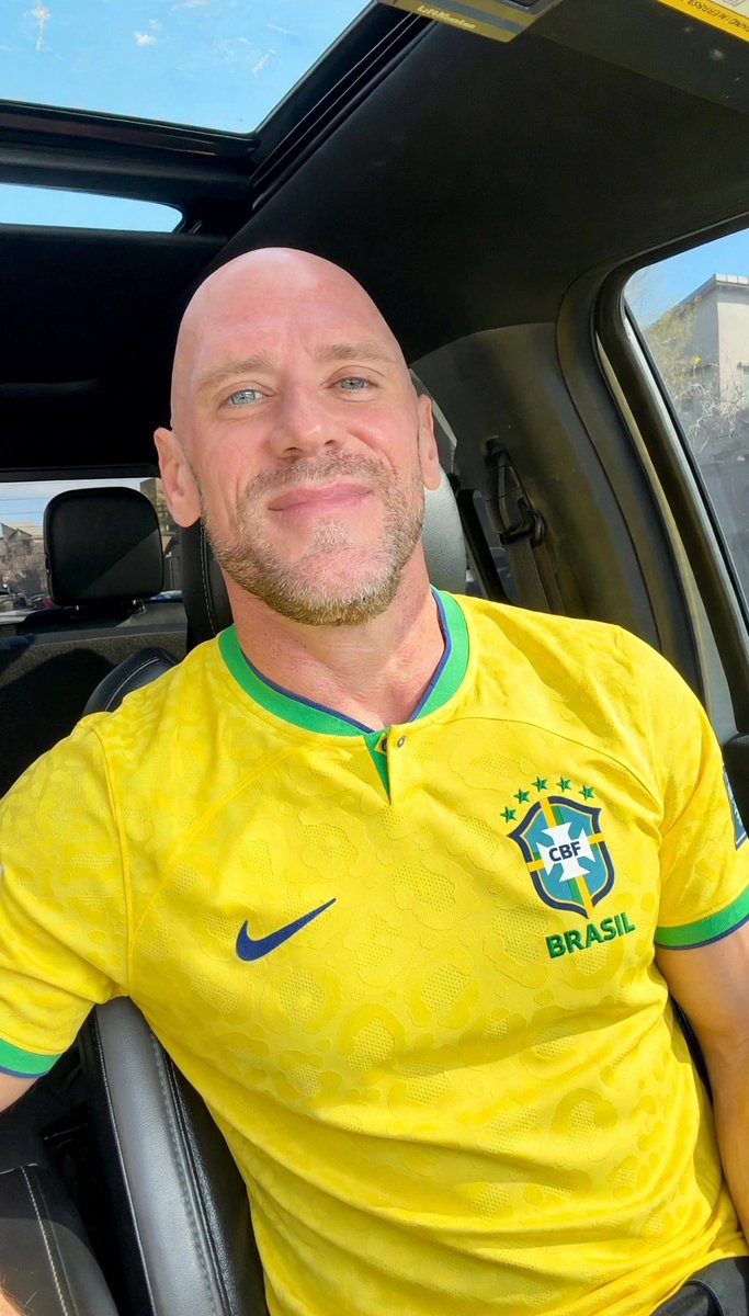 MrLudwig135's tweet photo. 🚨 URGENTE: Eu, João Pecados👨‍⚕️🚀🚒, médico urologista e ginecologista, americano-brasileiro 🇺🇸🇧🇷, ex-astronauta, ex-professor, ex-bombeiro e ator nas horas vagas — CONFIRMO: sigo com Flávio Bolsonaro até ao fim! 🇧🇷

📢 DIA 25, É 22! https://t.co/1f3w3BPEhM