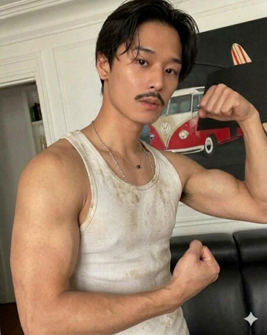 Jemlbut's tweet photo. Hantem terus tempek e. Nasib yo nduk ndue bapak bejat koyok ngene iki, ngawinin tempek anak gadis e dewe emang ra ndue utek. Jajal sek yo buk anak wedok mu, ngko wes tak pake tak balike ne kok, aman. Tak buntingke sek rahime, baru tak kembalike maksud ku. https://t.co/5Fd5f7AKxU