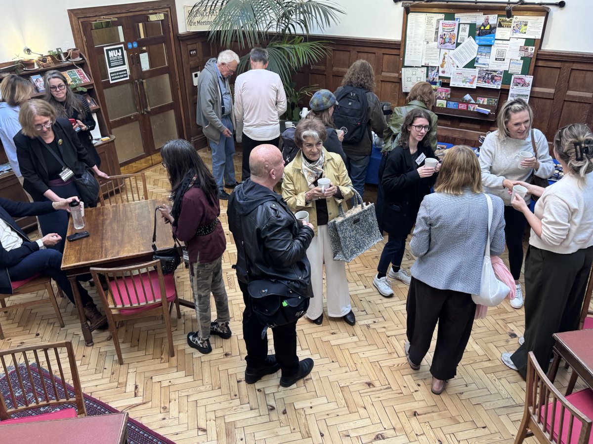 TimDawsn's tweet photo. Gearing up for an exciting examination of New Ways To Make Journalism Pay #NWTMJP with @NUJofficial and @NUJ_lfb https://t.co/agmU5rhEyU