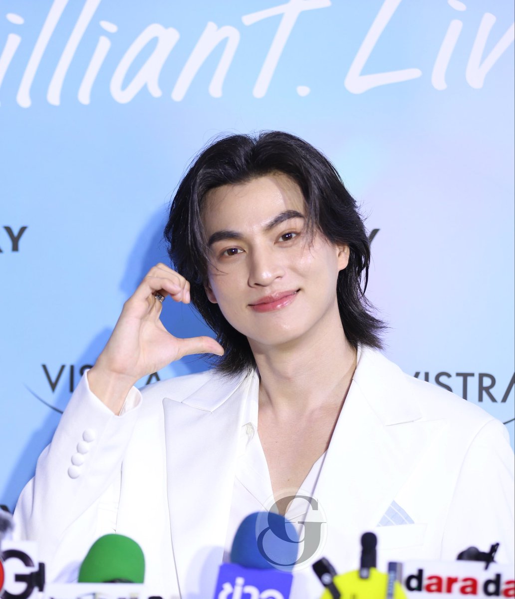 GooddayEnews's tweet photo. พรีเซนเตอร์หนุ่มหล่อสุขภาพดี  “กลัฟ คณาวุฒิ” ในงาน​ "The New Era of VISTRA"

GULF VISTRA PRESENTER
#VISTRAXGulf
#GulfKanawut​
#VISTRA #TheNewEraofVISTRA
#SuntoryWellness
#FeelBrilliantLiveBright
#GooddayEnews https://t.co/JSluToGFNV