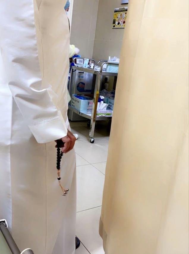 Eilafn7's tweet photo. هذي نتيجة اللي يرمي اخته على واحد بهالشكل ! https://t.co/oWPDu7OAwT