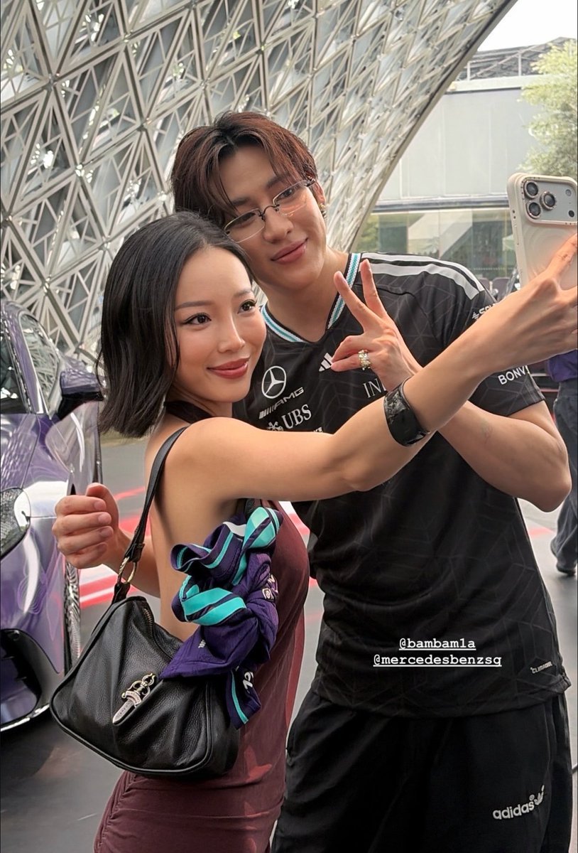 nn_tsp's tweet photo. พ่อไมโครเวฟของอุนแม่ 🤍🤍

#BamBamxadidasxMercedesF1 https://t.co/zoxtz3F8YV