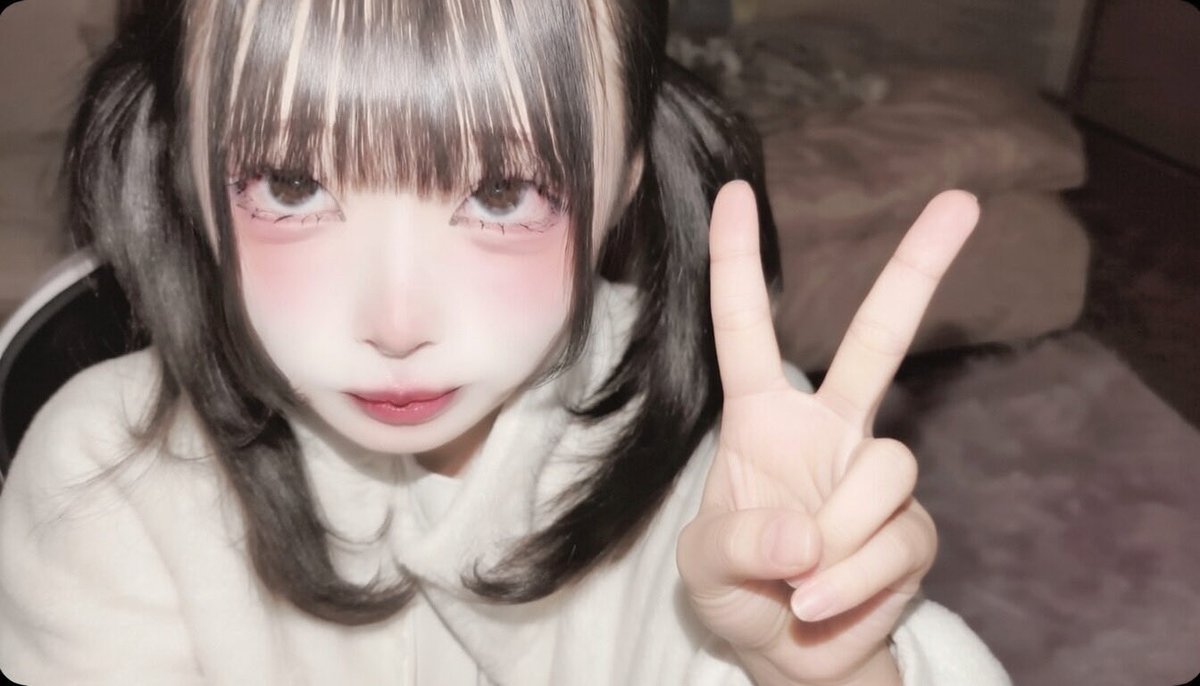 9lkkh's tweet photo. 普段キラキラしてて♡♡
イキっててごめんなさい♡♡♡
いい所は♡電気代も♡水道代も♡
かからないってだけの♡便器なのに♡♡
うるみの♡顔も♡口も♡髪も♡体も♡
ただの性処理道具♡掃除道具です♡♡

#ぶっかけ #ぶっかけ依頼
#晒し #晒し依頼
#おなペ #オナペ https://t.co/g2yHdnjpCJ