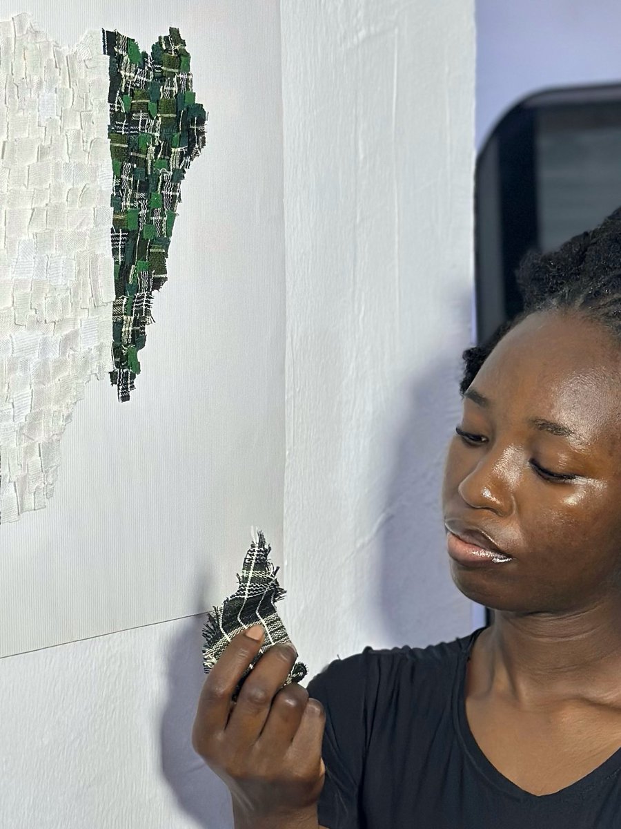 AlaoRuth2's tweet photo. I’ve always been interested in what textiles can become beyond what we already know them for.
Beyond clothing and everyday use, there’s room for textiles to tell stories, communicate ideas and take on entirely new forms.♻️
#textileart #sustainableart #contemporaryart https://t.co/eBcnthfRIM