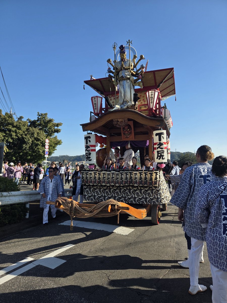santabirdy's tweet photo. 安中まつり
山車が来たよ https://t.co/qNGGJ6dxKa