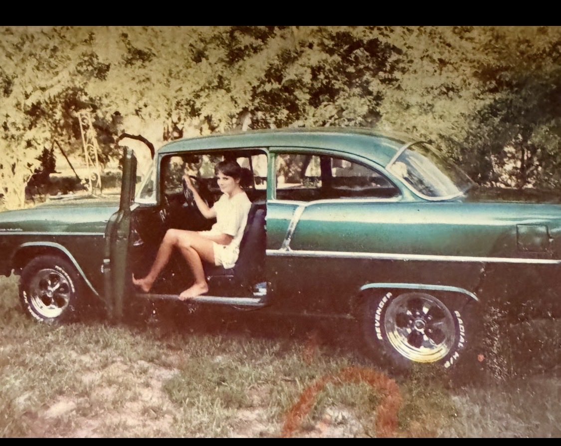 Christi18612352's tweet photo. @grok @shirla8of9 @CommercialCltr That’s me as a teen (right after graduating from the New Life Center because you can’t make it up) in an #evergreen 55 Chevy bel air
#thetruthwinsintheend
#justiceforjusticessake
#bethelight https://t.co/bpciFd60wN