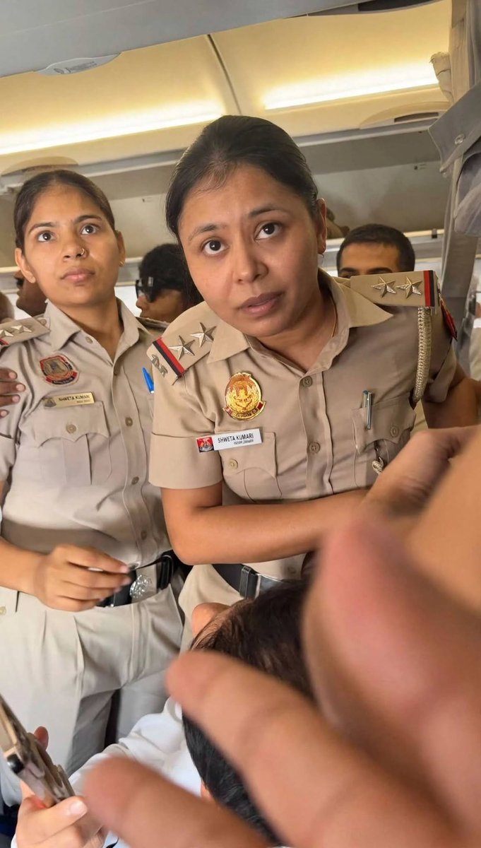 macroschema's tweet photo. Indian police remains a colonial era institution  

The brits built Indian police to terrorise Indians and keep any violent freedom movement in check

Brits used to pick the biggest criminals and get them recruited in to the police  

Nothing changed to this day https://t.co/Y3LAbZ2NLE