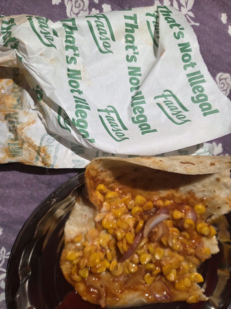 Atyush7's tweet photo. @zomato Order ID - 8706955586

I had order a chicken Shawarma combo only to receive a corn cheese abomination of a wrap @faasos call it a roll. Along with sides 475 ML coke which I did not receive and was refunded (only coke). No support was available for the main dish refund. https://t.co/ERLrFLep81