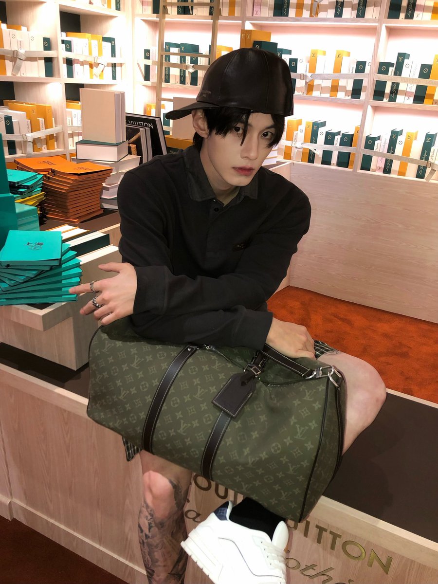 1k_happy_'s tweet photo. 261010 하여 인스타

La Bibliotheque 📚

#하여 #何与 #HeYu https://t.co/O9ByWe5aBi