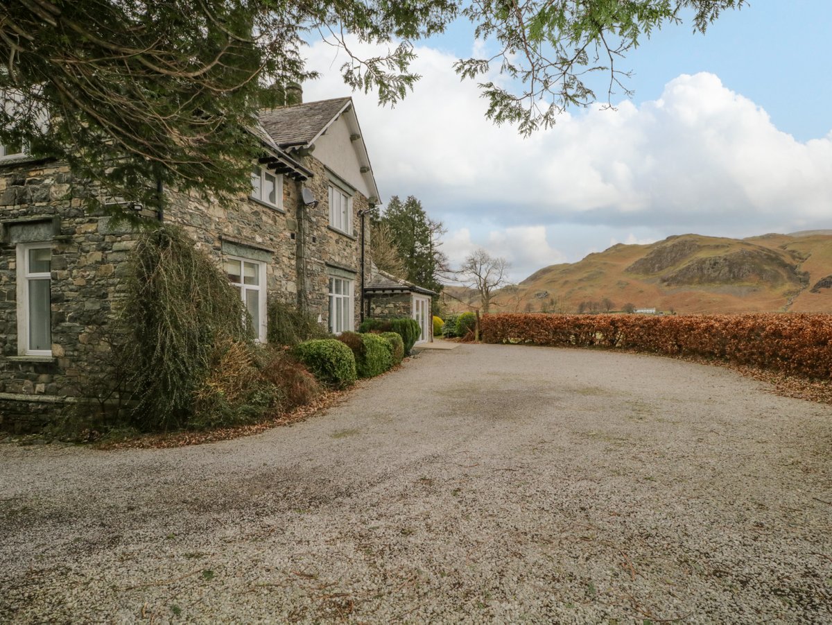 scateringcouk's tweet photo. This detached vicarage sleeps 12 people in 6 bedrooms and has delightful fell views.
📍 Keswick, Cumbria
https://t.co/WYtPLMyrfx
#Keswick #Cumbria #HolidayCottage #SelfCatering https://t.co/rOKor86rPD