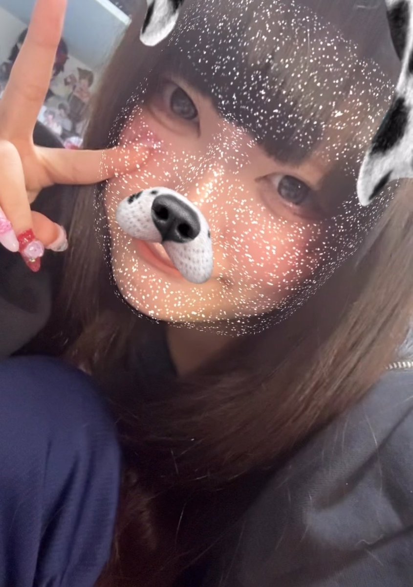 nyamm_ll's tweet photo. こういう自撮りが伸びるって聞いたんだけど https://t.co/hCyDK4VNAr
