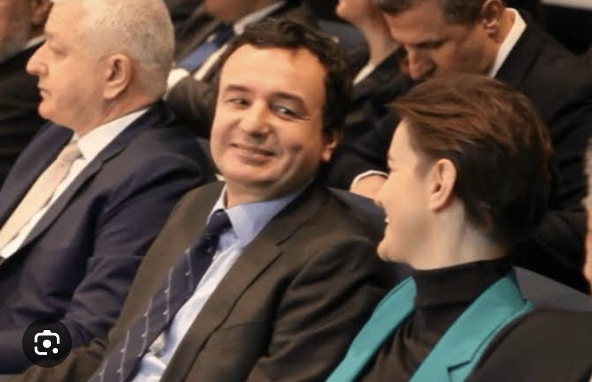 fazliu_donik's tweet photo. @fahrushprofesor @noraleonora94 "Zgerdhiheshin me Brnabicin" https://t.co/yjmDzJmDcK