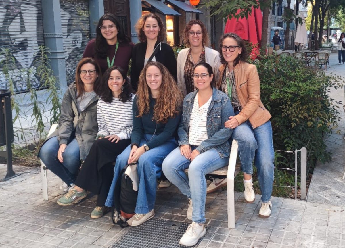 ElisaSanzPalis's tweet photo. EAPS @grupmutuam Barcelona amb el Dia mundial de les Cures Pal·liatives i amb el suport del #FundaciolaCaixa
#FinaldeVida
#MalaltiesAvançades
@FundlaCaixa https://t.co/MlGXDxzysr