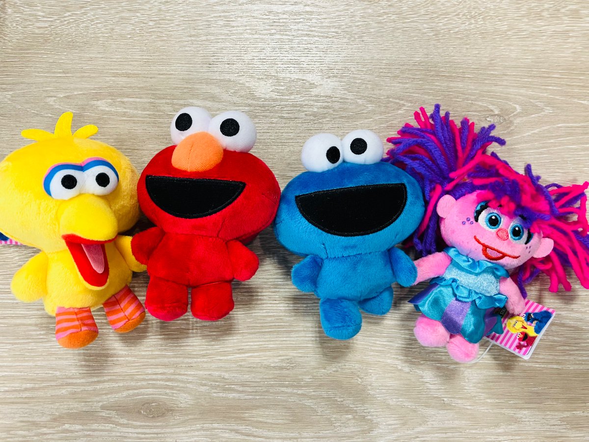 GiGO_G_mitake's tweet photo. 【プライズ情報】

☆セサミストリート スタンダードぬいぐるみ

☆セサミストリートデフォルメマスコット〜GiGO限定〜

☆セサミストリートマスコット〜GiGO限定〜

セサミストリートの景品が続々入荷❕
是非GETしてくださいね🎶

#セサミストリート
#GiGO
#GiGOラスパ御嵩 
#ラスパ御嵩 https://t.co/GEJGBnmk8C