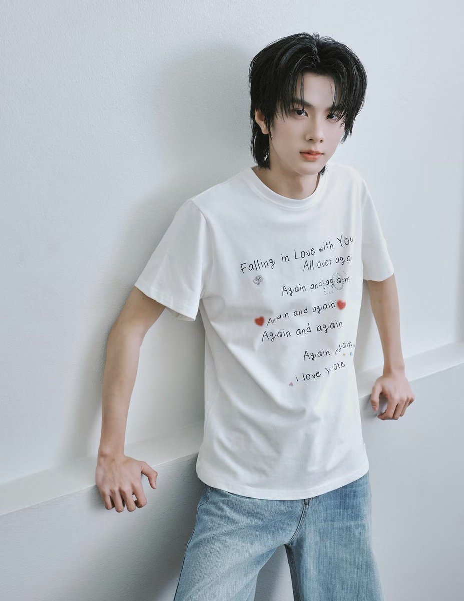 maichobkinpak_'s tweet photo. แกะเสื้อพี่ซทที่น้องเซฟใส่ พี่ซินเทจทำดีเทลน่ารักมาก จริงๆแค่ลายสกรีนก็น่ารักแล้วอะ คือแล้วแบบนี้จะซักยังไงไม่ให้หลุด ฮือ เราก็ไม่ใช่คนซักผ้าด้วยมือซะด้วยเนี่ย

#CintageArchive #CintagexAuausave #CintageLoveStory https://t.co/xjI1Qbj9nY