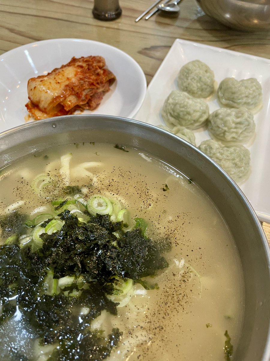 _Protozoan's tweet photo. 밥 https://t.co/o0C3V7fTZg
