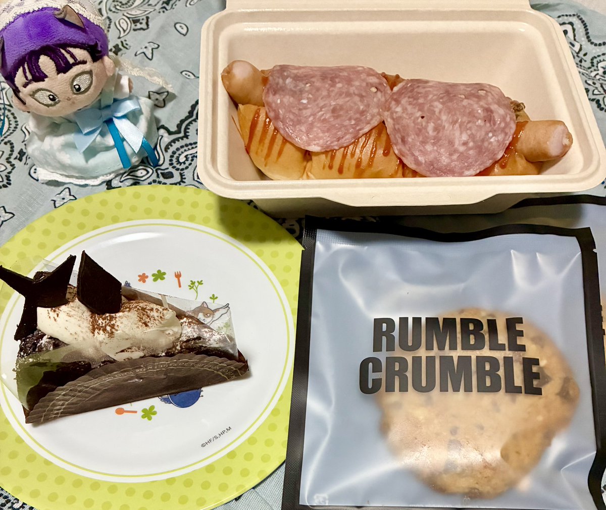 sorairo_blue_'s tweet photo. コラボフードとドリンク！持ち帰り可能なのはテイクアウト！
コースターはこんな感じだった！で、写真撮ってて気がついた…ドク🍄さんのサインある！！！！！実在したんだーー！！！(°ω° = °ω°)✨✨ https://t.co/mDPP2aFJO2