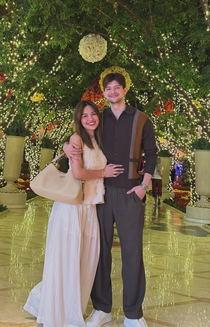 vvaboom's tweet photo. Goodluck tomorrow #JulieVer😍🥰🫶 https://t.co/ewX3e6JoIQ