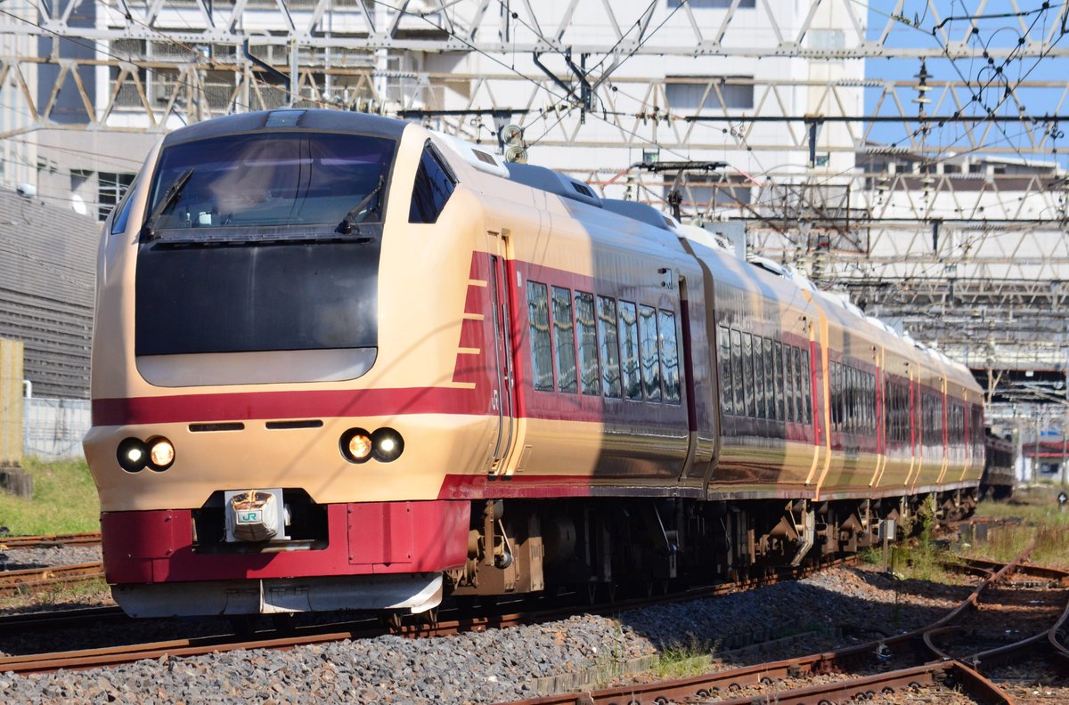 THUNDER_K476's tweet photo. 2026 10/6.9.10
E653 K70　回9444M〜9025M〜9026M
勝田車両ベース内　整備中
集約臨時　送込回送
特急　絶景赤コキア高崎号　勝田行・高崎行 https://t.co/Ct7QC4zH63