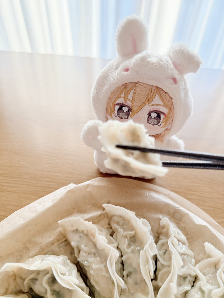 pancake_kaonu's tweet photo. 🐰あじみ♪ ふーふーしてね？ あふあふ…っ https://t.co/bvXZihj0Cs