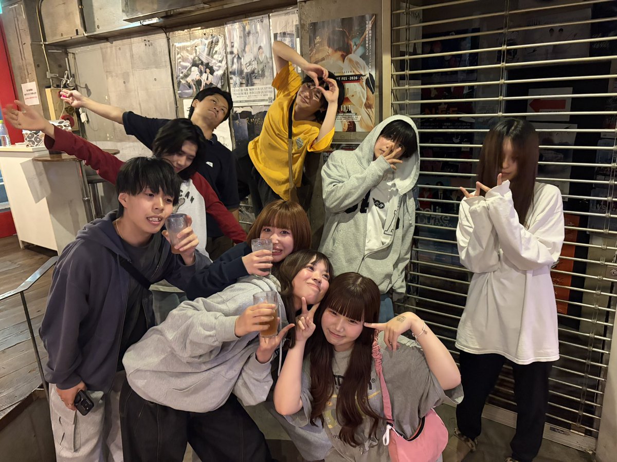 hinata111106's tweet photo. 自主企画ありがとうございました！！
幸せでした
みれなと最後のライブ全力で楽しめた！！
来てくれた人、出演してくれたバンド
本当にありがとうございました

これからも夢追い続けます！！ https://t.co/a6jnm0rpAW