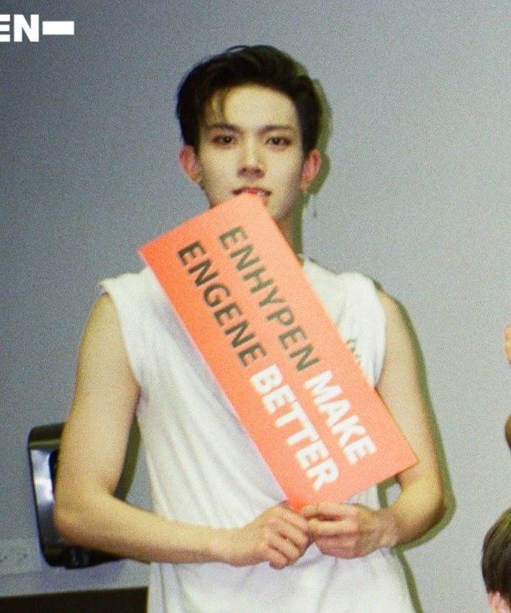 eeungscupcake's tweet photo. why are we witnessing manifesto heeseung in the big 2026 https://t.co/fXxR1G0rJg