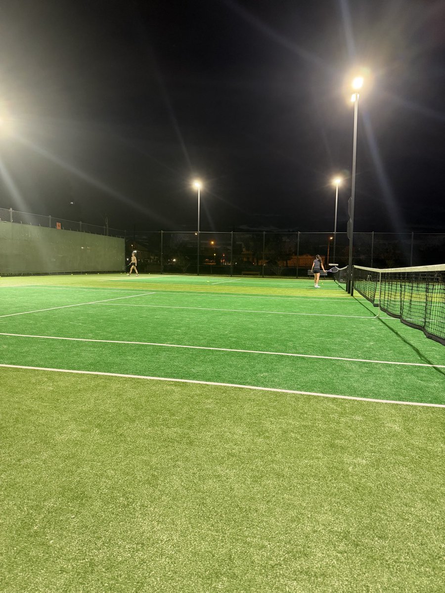 P1234ieinx's tweet photo. 🎾 https://t.co/UaAEPzhcB4