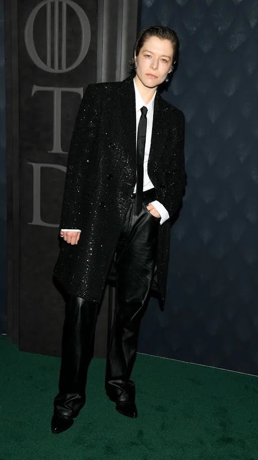 EmmaDArcyStan's tweet photo. No offence but fuck Jack Lowden… I want Emma D’Arcy as James Bond!!! https://t.co/2TIq7DML3b