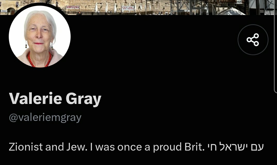 KittyMidge's tweet photo. @valeriemgray It's not ethno-nats.
It's ethnats.
We can talk more about ethnonationalism if you like. https://t.co/kTaHylGkEL