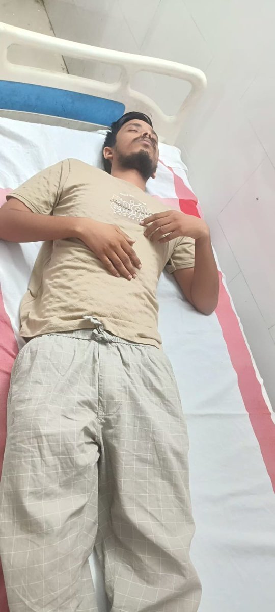 SwarajShek677's tweet photo. Dear president mam,prime minister sir,bihar CM sir,bihar IT minister sir,hamari protest jaari hai.Kai admit hospital me,kai beemar. Ye maut se khel rahe,situation dangerous. Hunger strike day 10
@narendramodi
@samrat4bjp
@mishranitish
@rashtrapatibhvn
#Deploy522BeltronProgrammer https://t.co/p5NHeCryoO