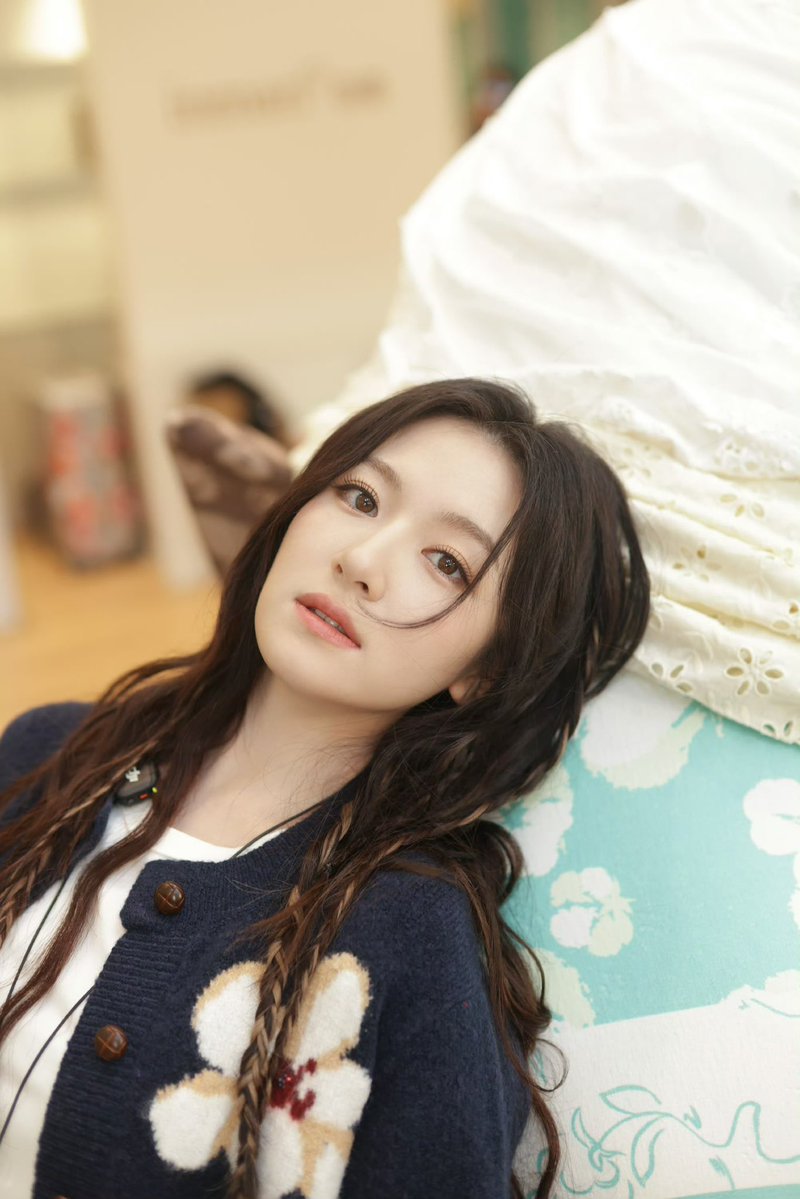 stelllllllla_'s tweet photo. 261010 리란디 공작실 웨이보

#리란디 #LiLandi #李兰迪 https://t.co/fP1IdQaeM4